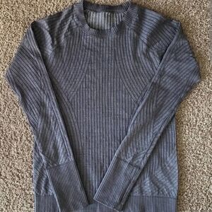 Lululemon Gray Ribbed Sweater Top. In Great Condition New Without Tags.